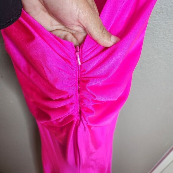 La Femme Hot Pink Ruched Scoop Modest Prom Sheath Dress - Picture 6 of 12